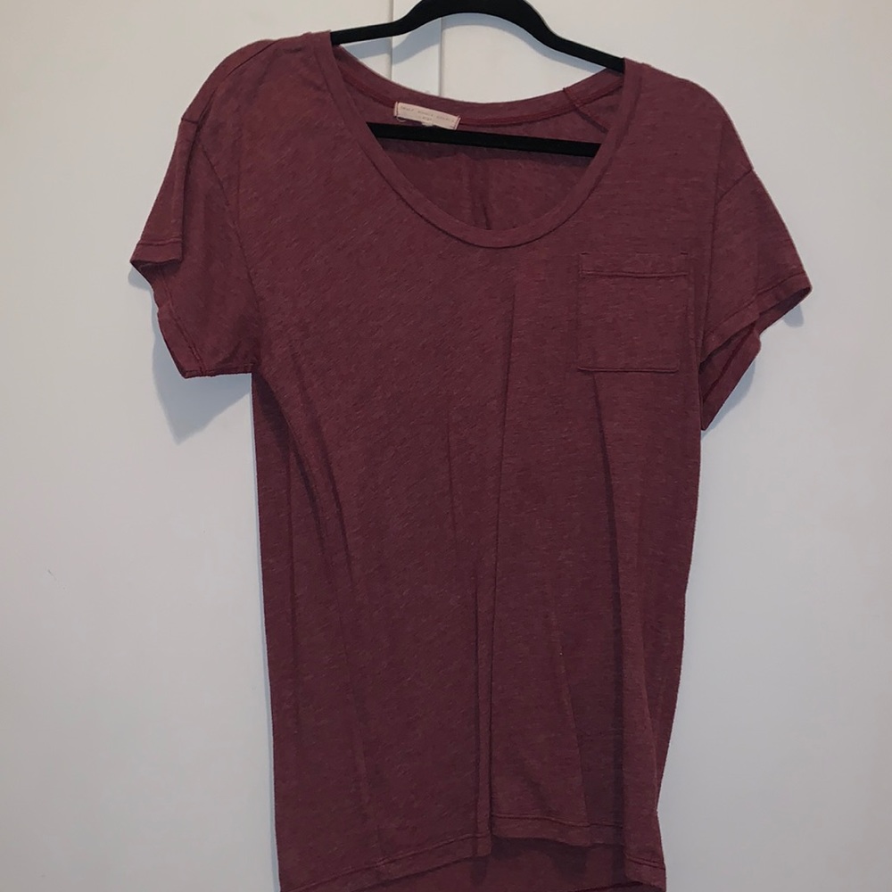 Maroon t shirt
